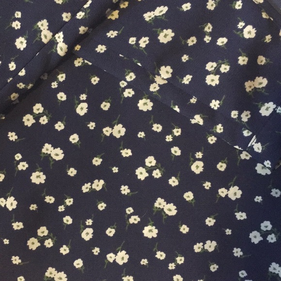 Forever 21 Blouse - Picture 2 of 3